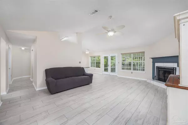 Gulf Breeze, FL 32563,1493 Nantahala Beach Rd