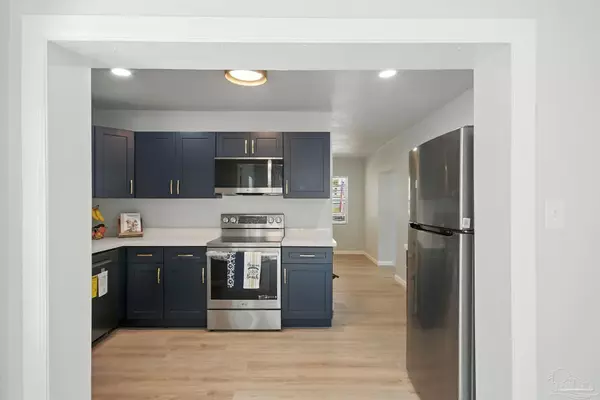 Pensacola, FL 32507,609 Pelham Rd