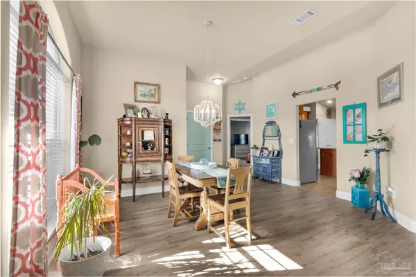 Milton, FL 32570,6165 Winchester Cir