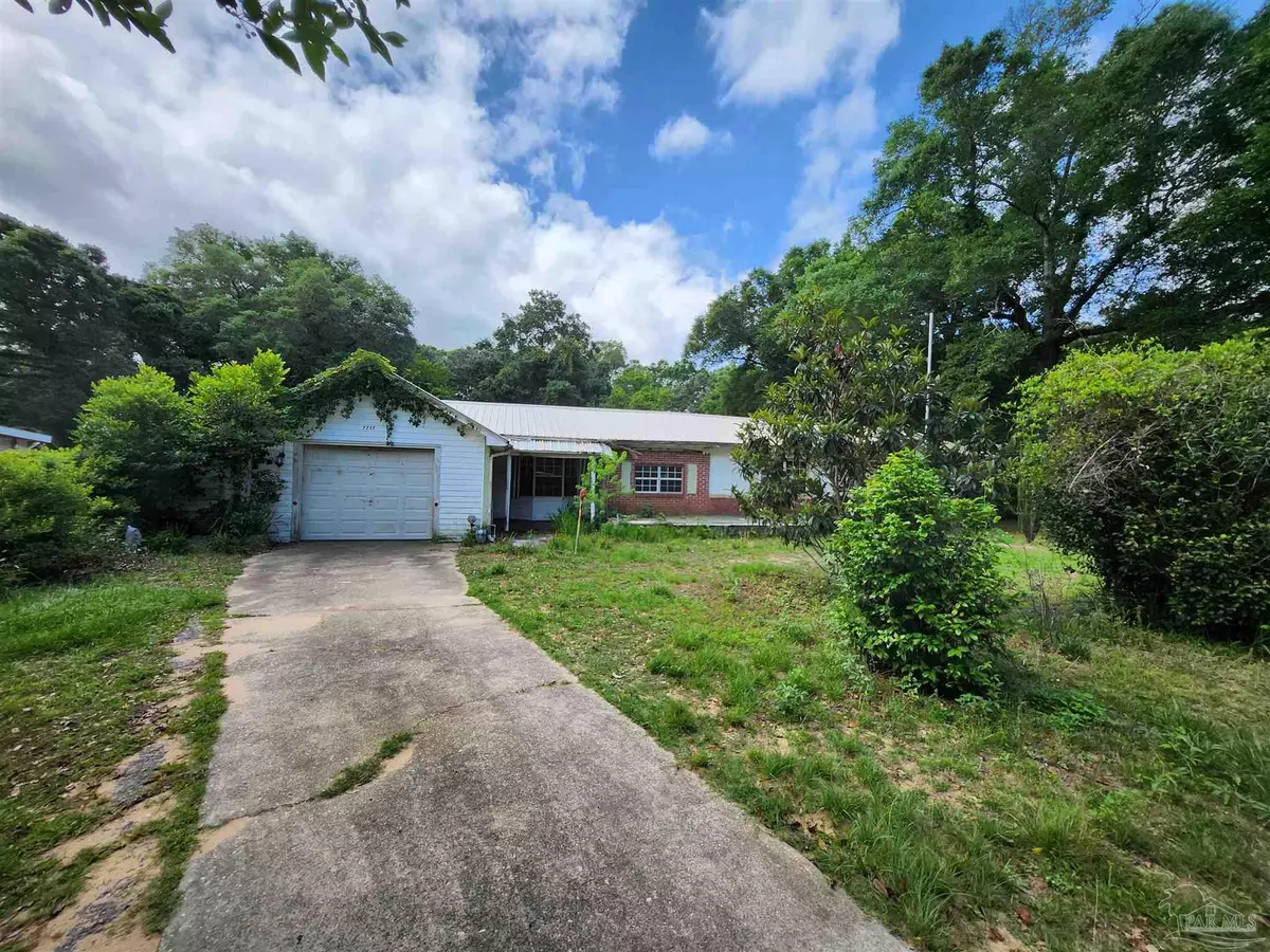 Pensacola, FL 32506,7717 Pontiac Dr