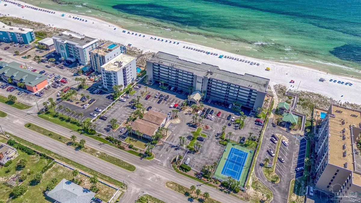 Ft Walton Beach, FL 32548,676 Santa Rosa Blvd