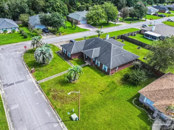 Pensacola, FL 32506,2216 Blue Lake Dr