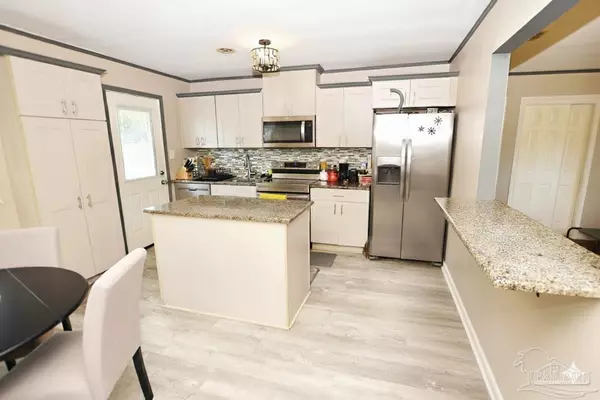 Pensacola, FL 32506,307 N 59th Ave