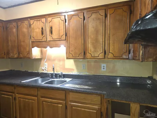 Pensacola, FL 32505,1211 El Paso Cir