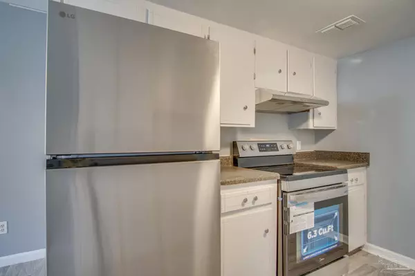 Pensacola, FL 32514,8449 Old Spanish Trl Rd