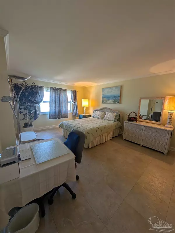 Pensacola Beach, FL 32561,1600 Via Deluna Dr