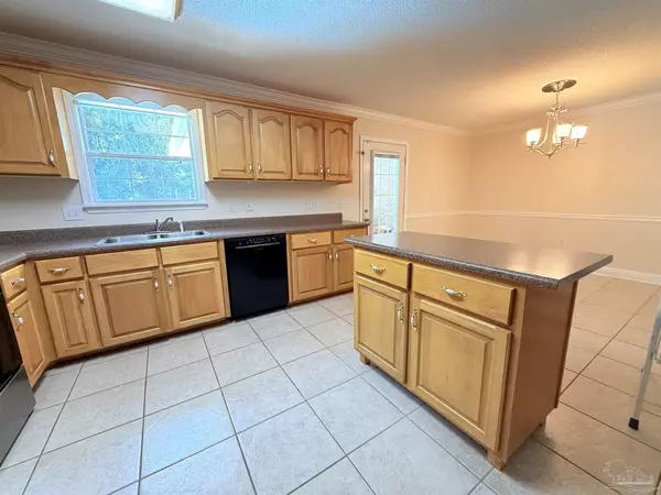 Milton, FL 32570,5819 Hermitage Cir