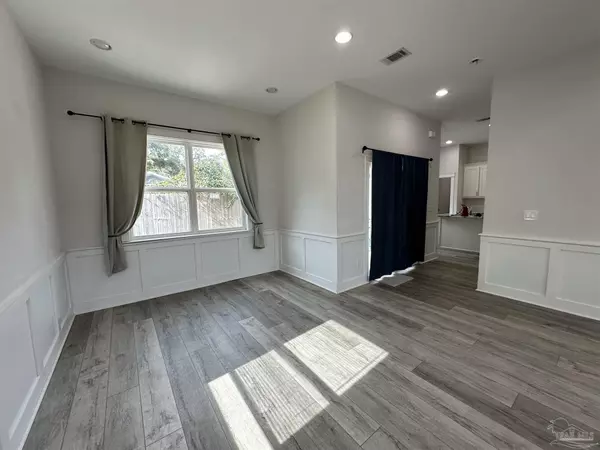 Pensacola, FL 32507,5991 Renee Ter