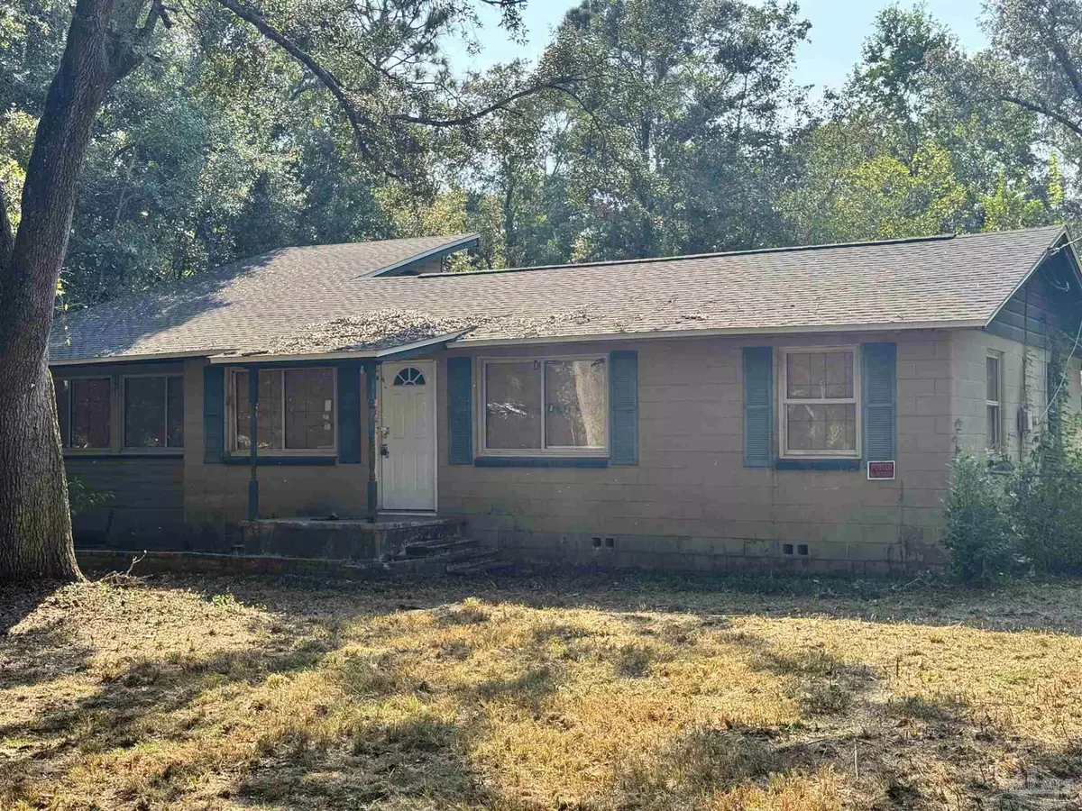 Pensacola, FL 32507,1821 Atlanta Ave
