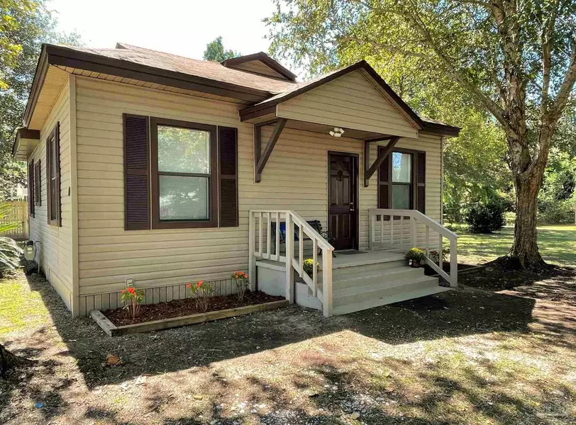 104 S Carney, Atmore, AL 36502