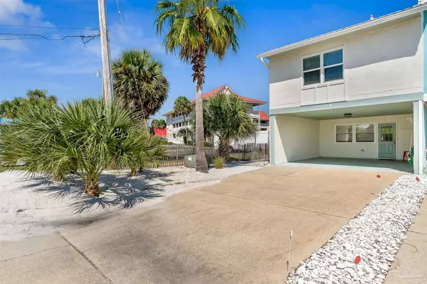 Navarre Beach, FL 32566,7480 White Sands Blvd