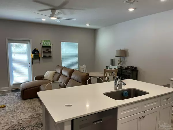 Gulf Breeze, FL 32563,5749 Stellarjay St