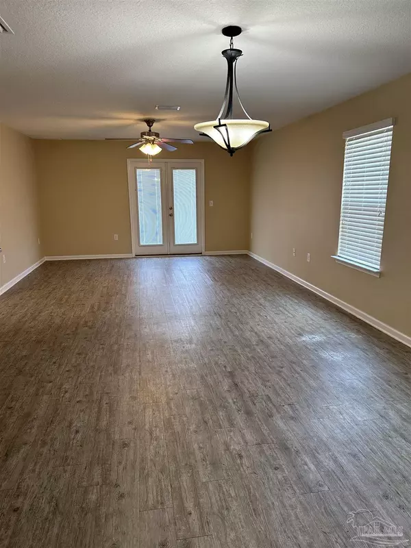 Milton, FL 32570,6482 Flora Ct