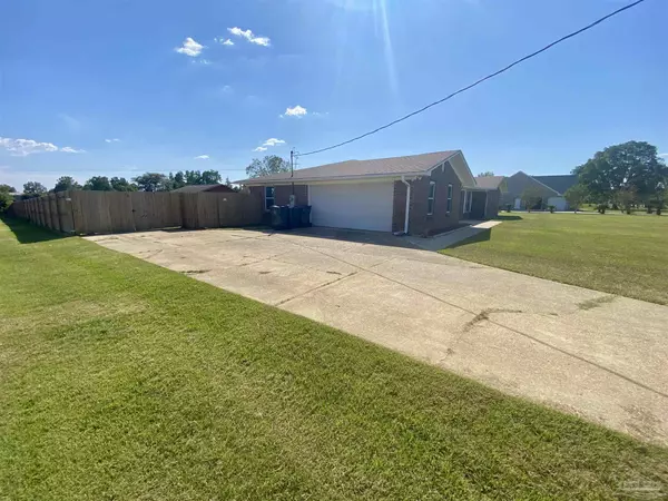 Molino, FL 32577,2529 Chance Rd