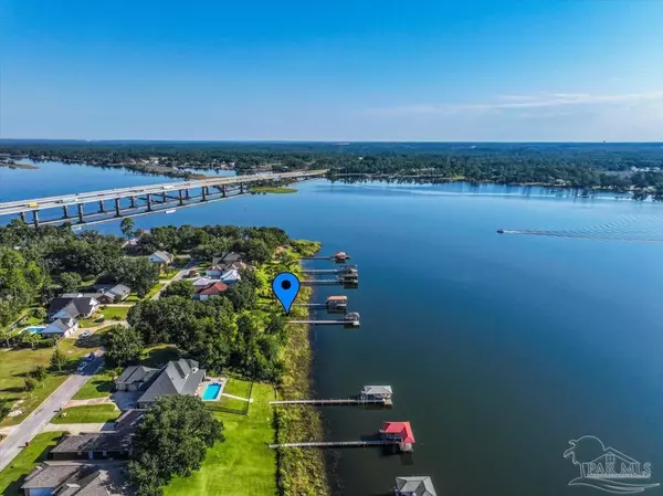 Milton, FL 32583,3996 Gordon Wells Dr