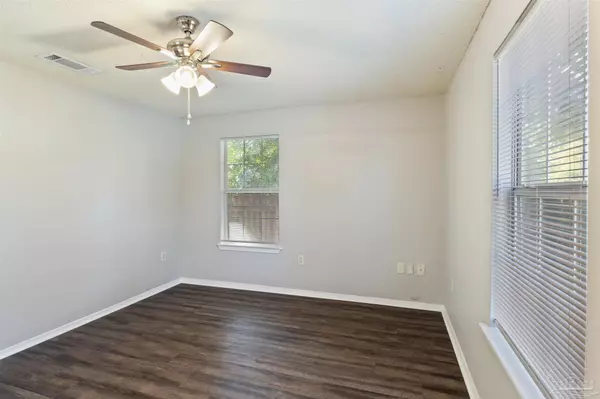 Pensacola, FL 32505,6 Georgia Dr