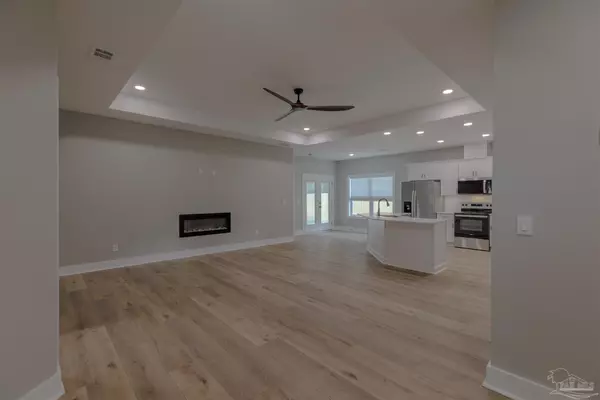 Pensacola, FL 32507,118 Rue Max St