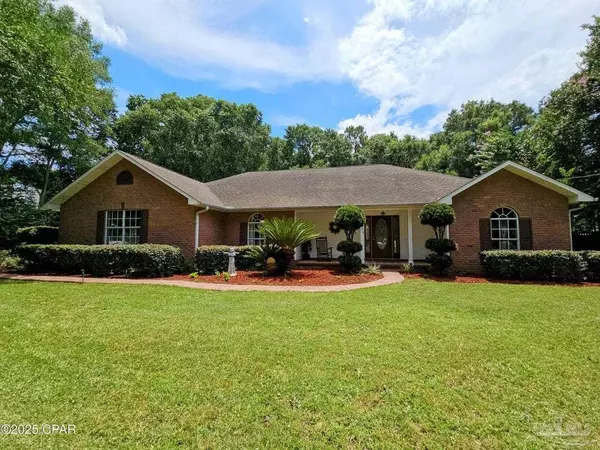 5658 Derby Dr, Pace, FL 32571