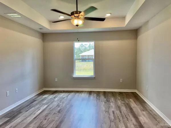 Milton, FL 32583,2860 N 24th Ave