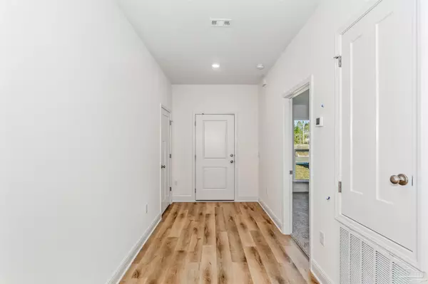 Milton, FL 32570,5360 Pond Creek Rd