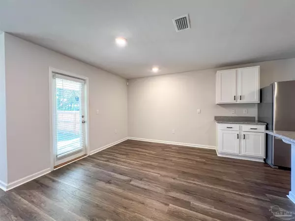 Pensacola, FL 32526,8673 Pathstone Blvd
