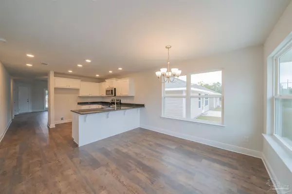 Pensacola, FL 32506,8089 Westpointe Ln