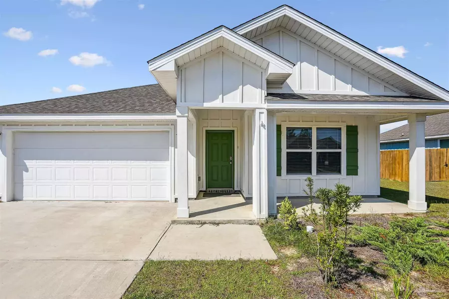 3982 Whitetail Ln, Pensacola, FL 32526