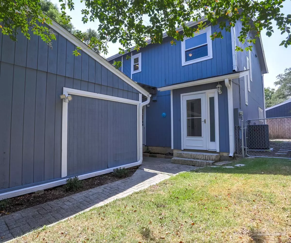 Pensacola, FL 32504,3505 Parkwood Ave