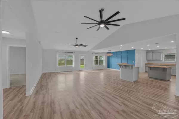 Pensacola, FL 32526,6020 Makenna Dr