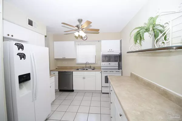 Milton, FL 32583,1930 Bay Point Blvd