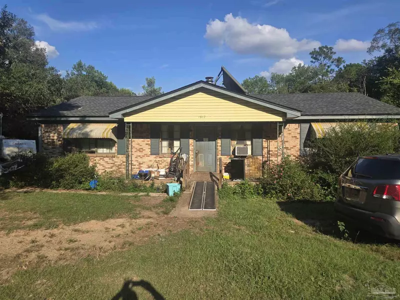 1512 Old Bridge Rd, Cantonment, FL 32534