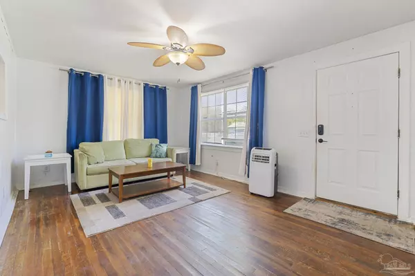 Pensacola, FL 32507,1809 Bainbridge Ave