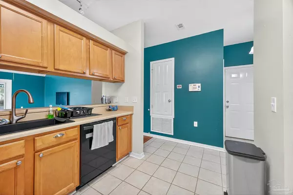 Cantonment, FL 32533,2380 Bur Oak Dr