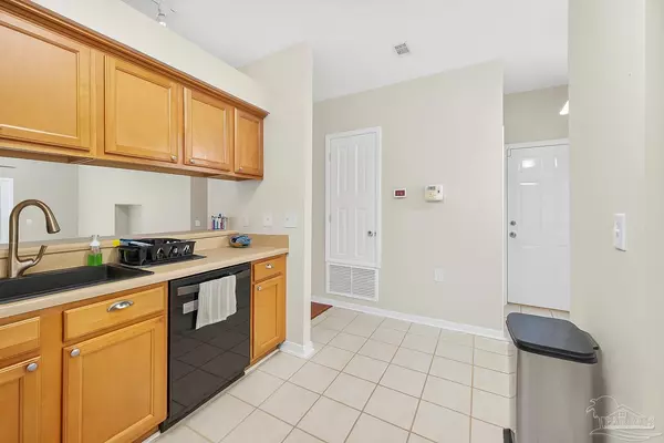 Cantonment, FL 32533,2380 Bur Oak Dr