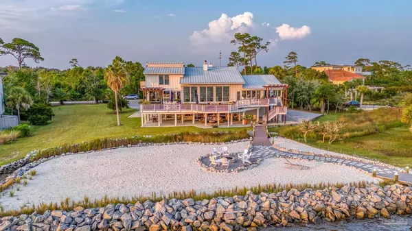 Gulf Breeze, FL 32561,1323 Soundview Trl