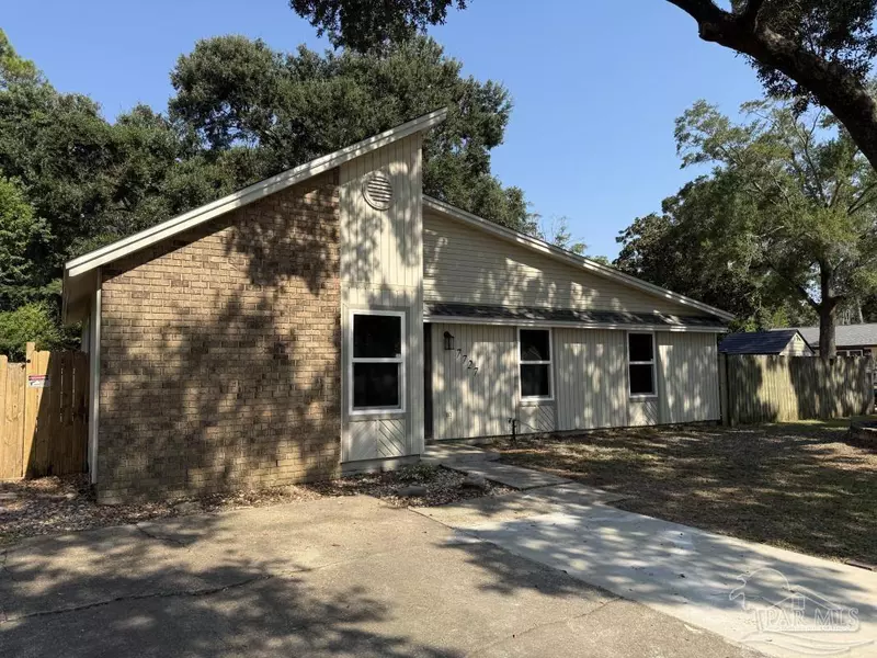 7727 Deborah Dr, Pensacola, FL 32514