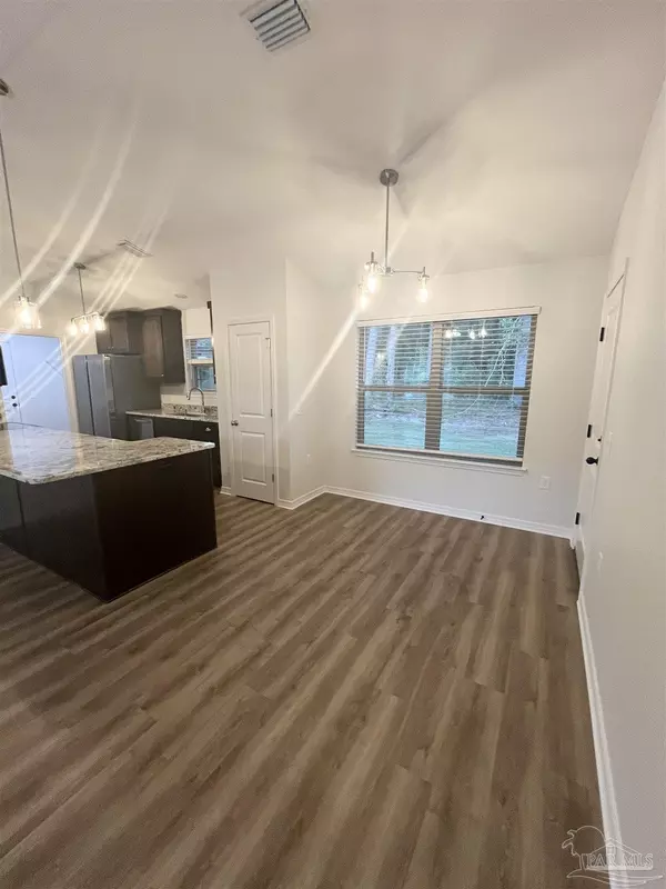 Pace, FL 32570,5341 Delona Rd