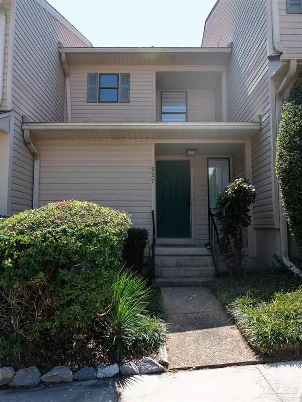 Pensacola, FL 32503,927 Brookside Pl