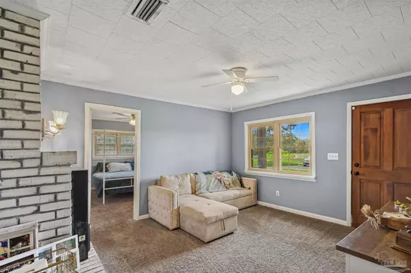 Jay, FL 32565,4176 Morristown Rd