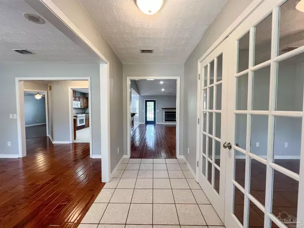 Pensacola, FL 32526,7342 Wymart Rd