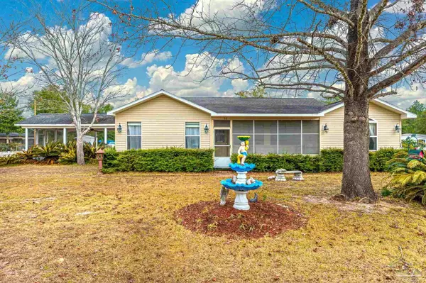 Defuniak Springs, FL 32433,52 Tulip Ave