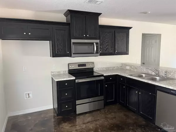 Milton, FL 32570,5540 Hill St