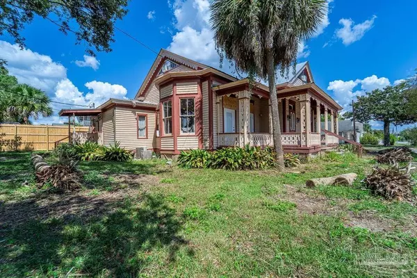 Pensacola, FL 32502,400 W Gregory St