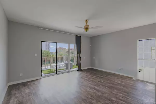 Pensacola Beach, FL 32561,1550 Via Deluna Dr