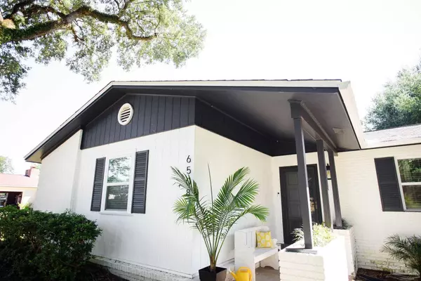 Pensacola, FL 32506,6508 Colonade Cir