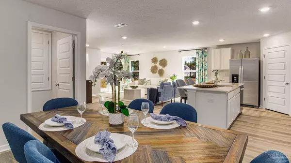 Milton, FL 32583,6424 Firefly Dr