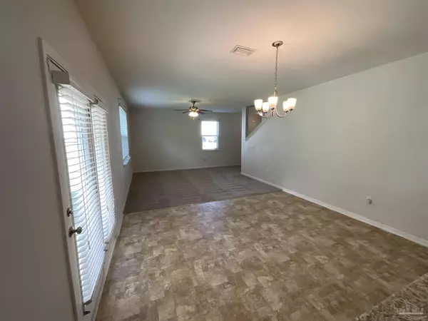 Pensacola, FL 32505,2219 Waltham St