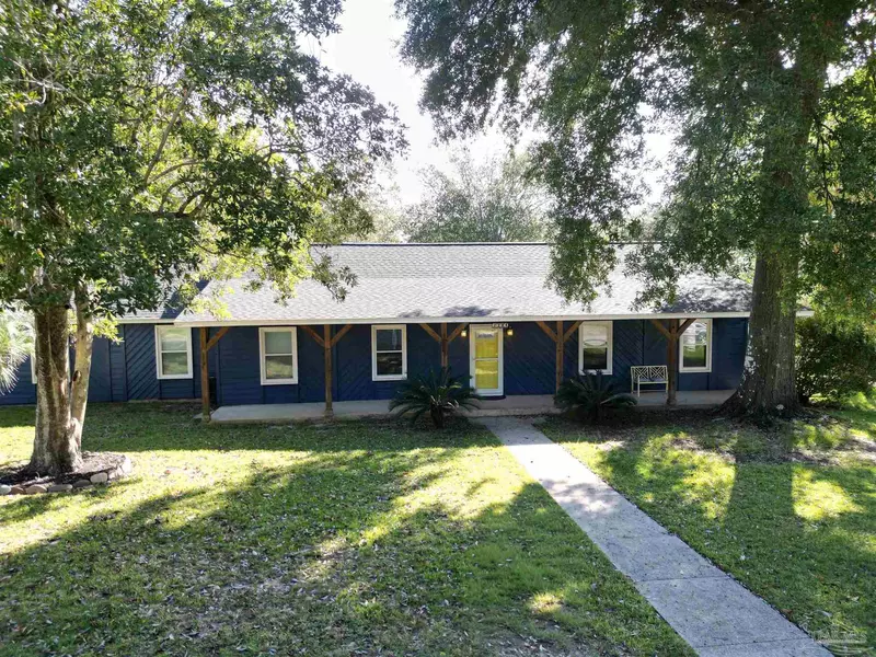 2284 Country Place Cir, Pensacola, FL 32534