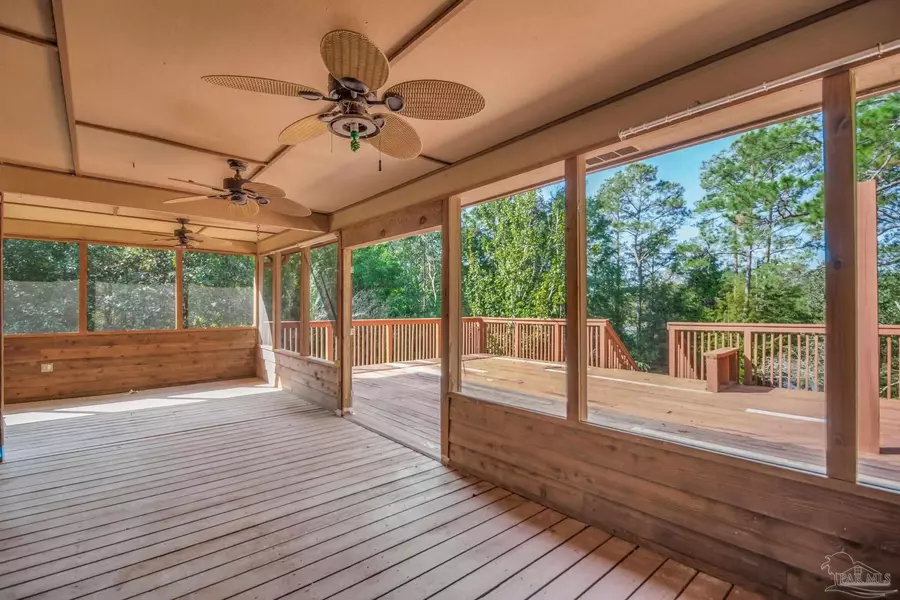 5931 N Airport Rd, Milton, FL 32583