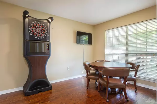 Gulf Breeze, FL 32563,1457 Nantahala Beach Rd